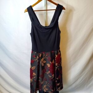 Gorgeous hutch dress